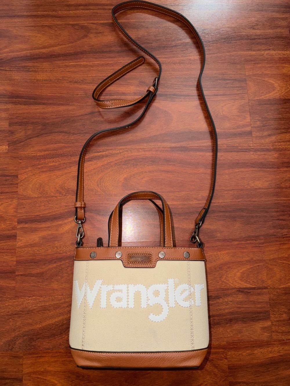 Wrangler Cream and Tan Crossbody Tote
